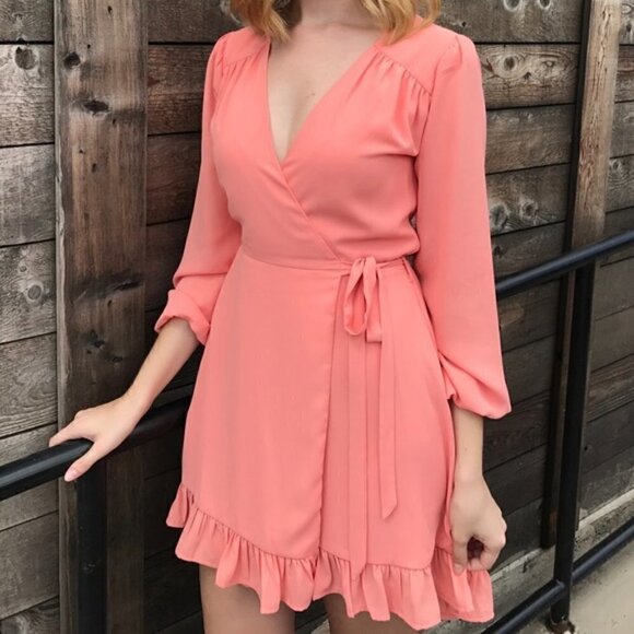 NWT Gianni bini wrap dress ruffle  boho - Picture 1 of 8